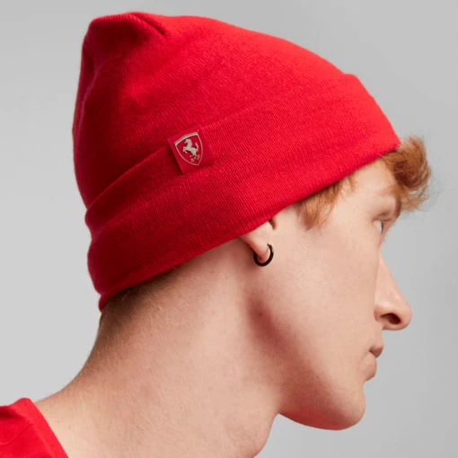 Шапка мужская/женская Puma Ferrari SPTWR Style CCBeanie красного цвета