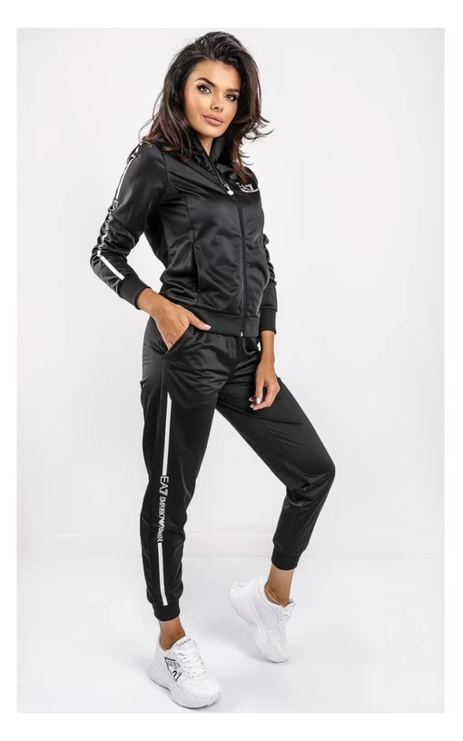 Спортивний костюм жіночий EA7 Emporio Armani Tuta Full Zip чорного кольору