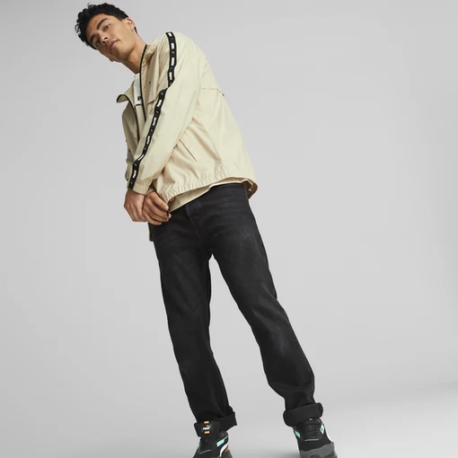 Ветровка мужская Puma ESS+ TAPE Windbreaker бежевого цвета