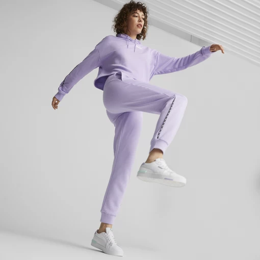 Спортивные штаны женские Puma POWER Tape Pants сиреневого цвета