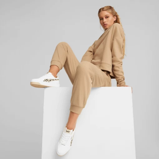 Спортивный костюм женский Loungewear Suit песочного цвета