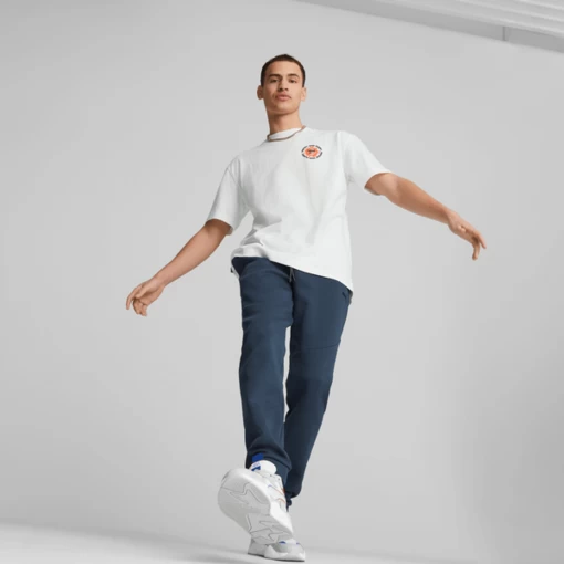 Футболка мужская Puma DOWNTOWN Graphic Tee белого цвета