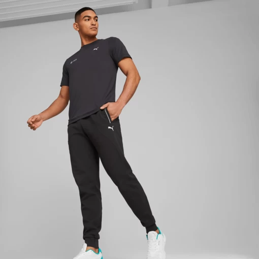 Спортивные штаны мужские Puma MAPF1 Sweatpants черного цвета