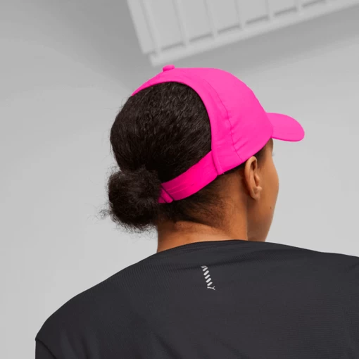 Кепка женская Puma Ws Ponytail Cap малинового цвета