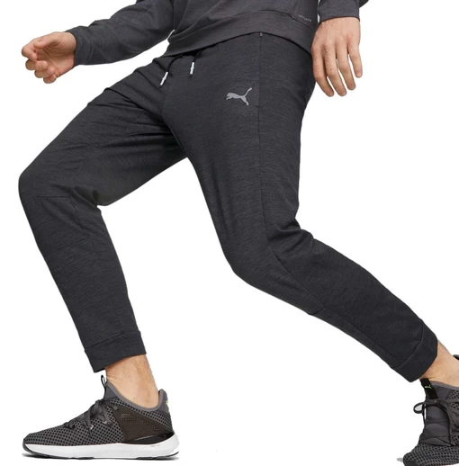 Спортивные штаны мужские Puma Train Cloudspun черного цвета