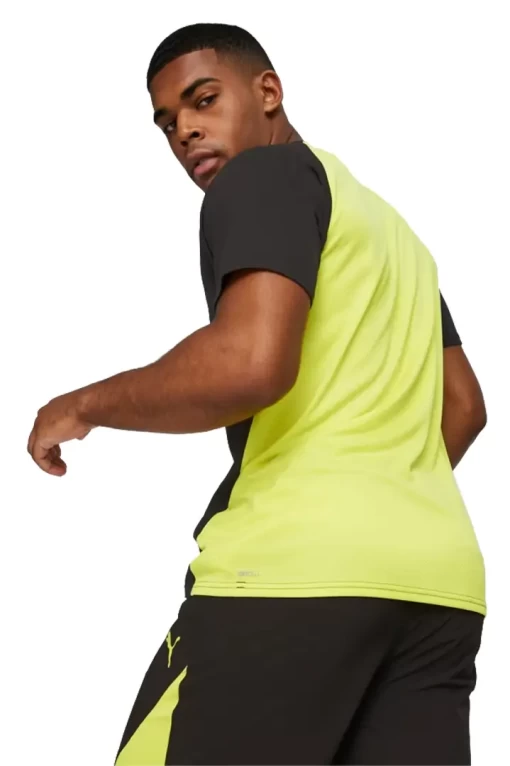 Футболка чоловіча Puma Fit Triblend Tee чорно-жовтого кольору 52441540
