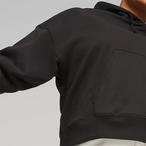 Худи женское Puma Classics Oversized Hoodie черного цвета 62140701