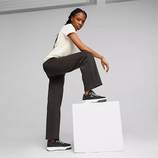 Спортивні штани жіночі Puma ESS+ Straight Leg Pants чорного кольору
