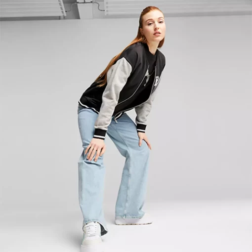 Бомбер женский Puma Squad Track Jacket черно-серого цвета