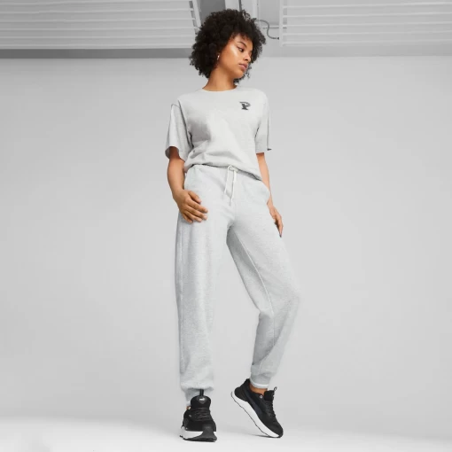 Спортивные брюки женские Puma Squad Sweatpants светло-серого цвета