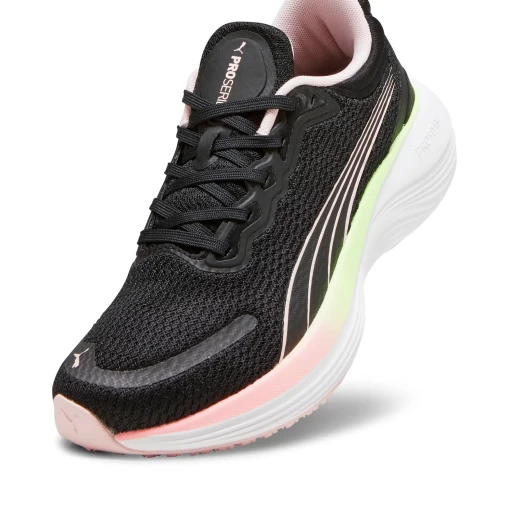 Кросівки жіночі Puma Scend Pro чорно-білого кольору