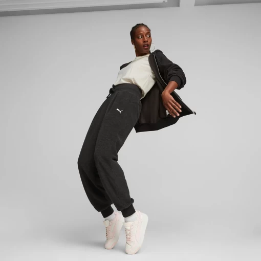 Спортивные брюки женские Puma Her Winterized Pants черного цвета