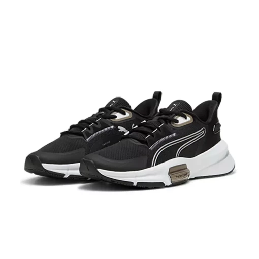Кроссовки женские Puma PWRFrame TR 3 Wns черно-белого цвета