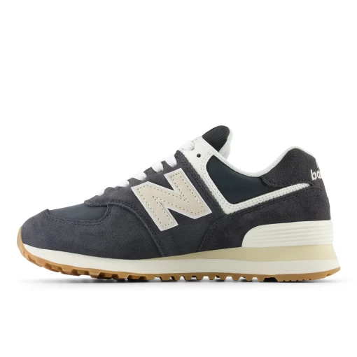 Кросівки жіночі New Balance 574 чорно-білого кольору