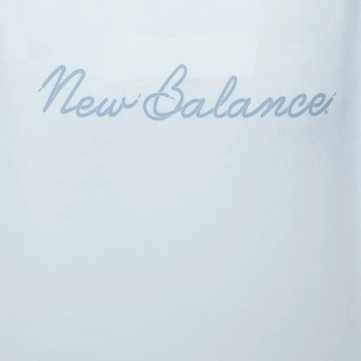 Футболка жіноча New Balance NB GR. V Font білого кольору