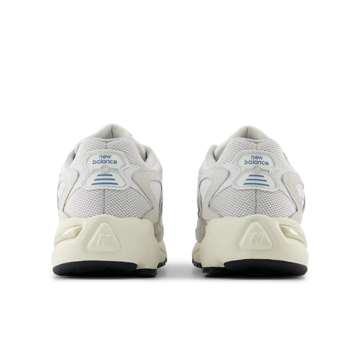 Кросівки New Balance 725 Unisex білого кольору
