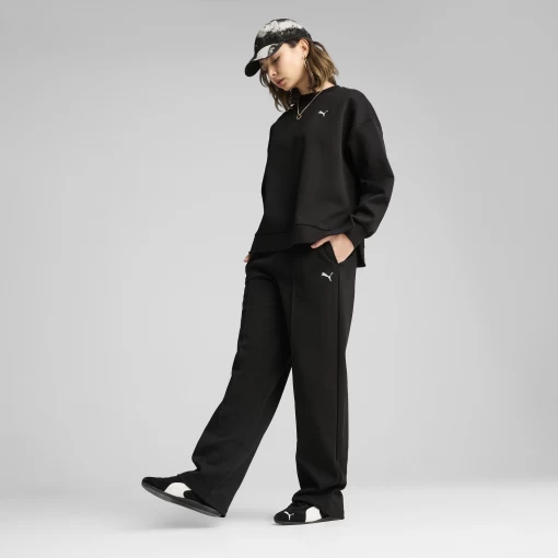 Свитшот женский PUMA WARDROBE ESS Oversized Crew черного цвета