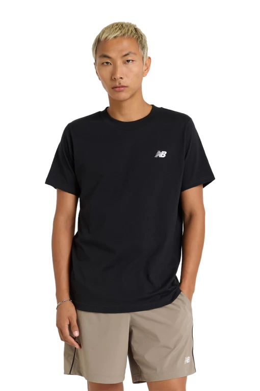 Футболка мужская New Balance Sport Arch Graphic черного цвета