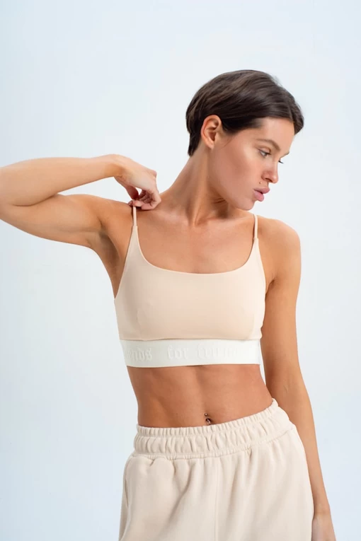 Топ с тонкими бретелями FRND FOR FRIENDS Boom Cool top бежевого цвета