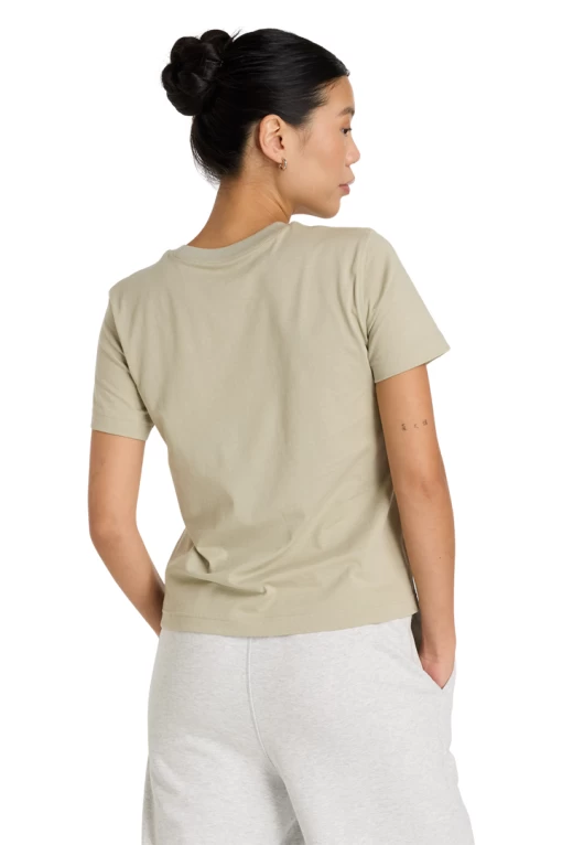 Футболка жіноча New Balance Sport Essentials Jersey оливкового кольору
