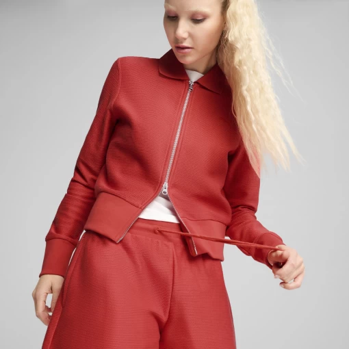 Спортивні шорти жіночі PUMA PREMIUM ESS A-Line Shorts Red Fire