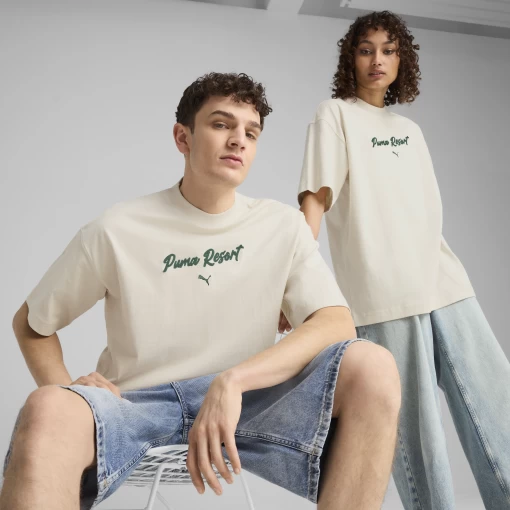 Футболка PUMA PREMIUM ESS Graphic Tee Unisex білого кольору