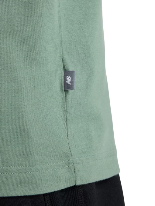 Футболка чоловіча New Balance Varsity Pennant зеленого кольору