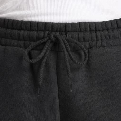 Штаны женские New Balance Linear черного цвета